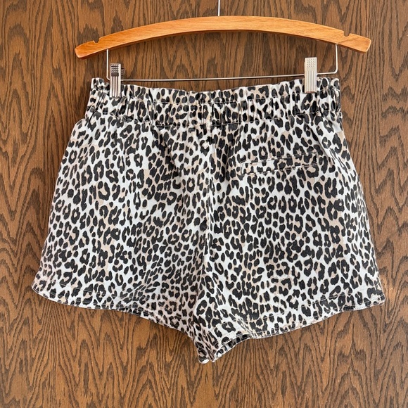 Thread & Supply Pants - Thread & Supply High Waist Leopard Print Shorts‎